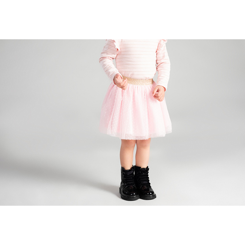 Camiseta de manga larga de punto con finas rayas doradas 