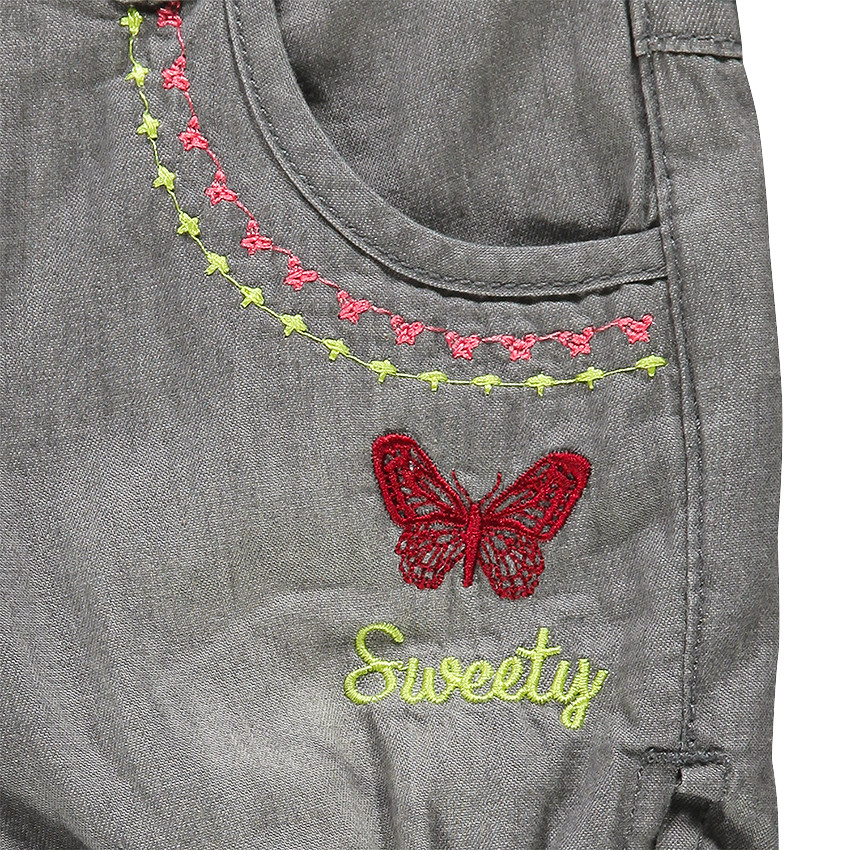 Short en chambray gris doublé jersey avec broderies fantaisie 