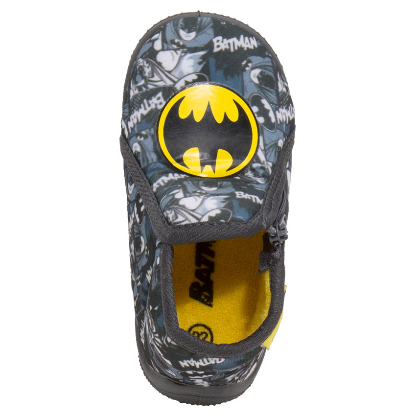 Zapatillas con forma de botines con cremallera y estampado de ©Warner Batman 