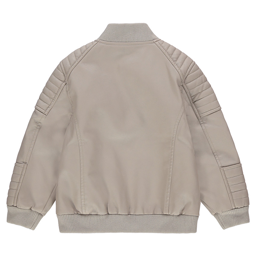 Cazadora de cuero de imitación con bolsillos con cremallera y pespuntes 