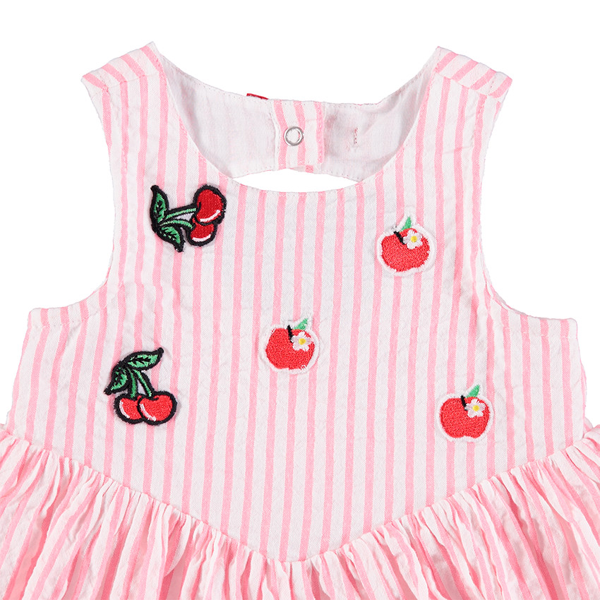 Vestido sin mangas con rayas y parches de fantasía   Additional Vestido sin mangas con rayas y parches de fantasía