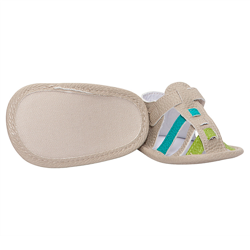 Sandalias de tiras cruzadas 