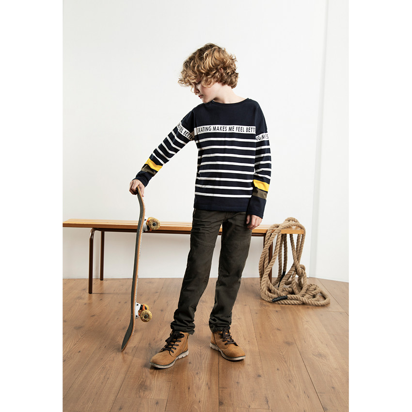 Pantalón caqui de algodón con bolsillos con cremallera 