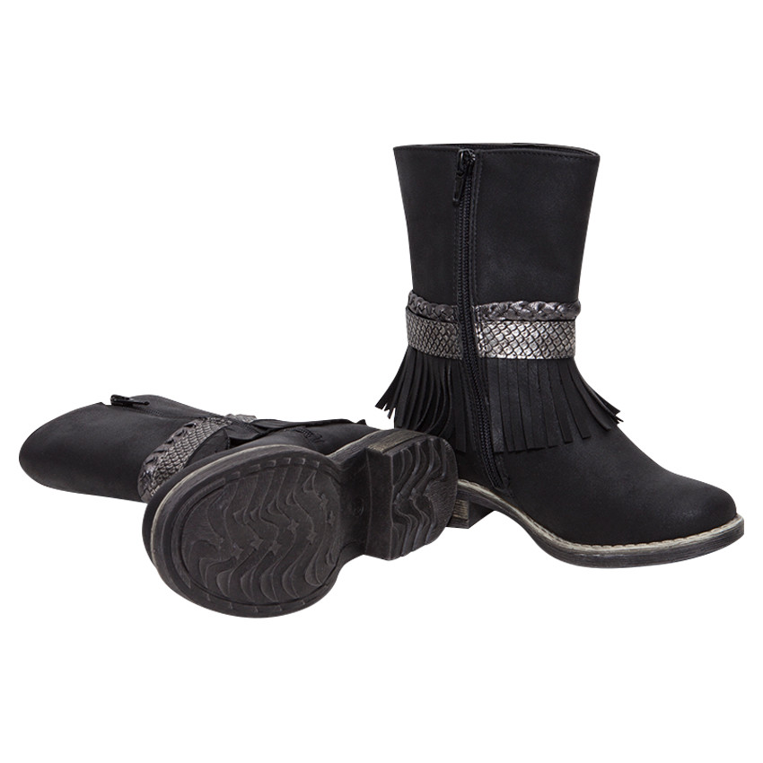 Botines con flecos y tiras de fantasía 