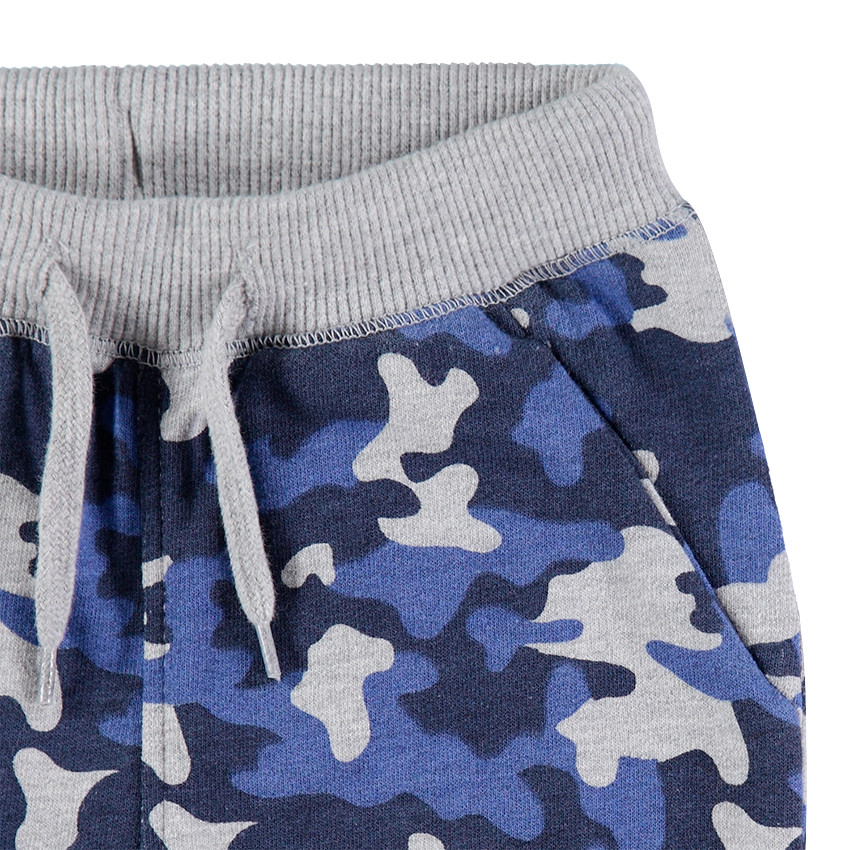 Pantalón de chándal de felpa con estampado militar   Additional Pantalón de chándal de felpa con estampado militar