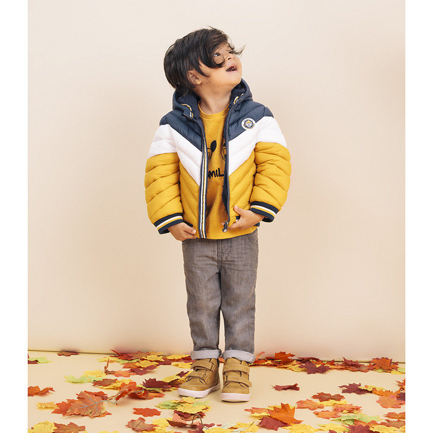 Vaquero slim efecto usado con cintura elástica   