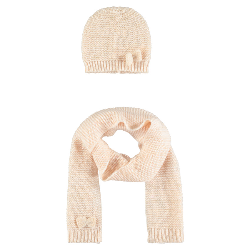 Conjunto gorro y bufanda con lazos fantasía 