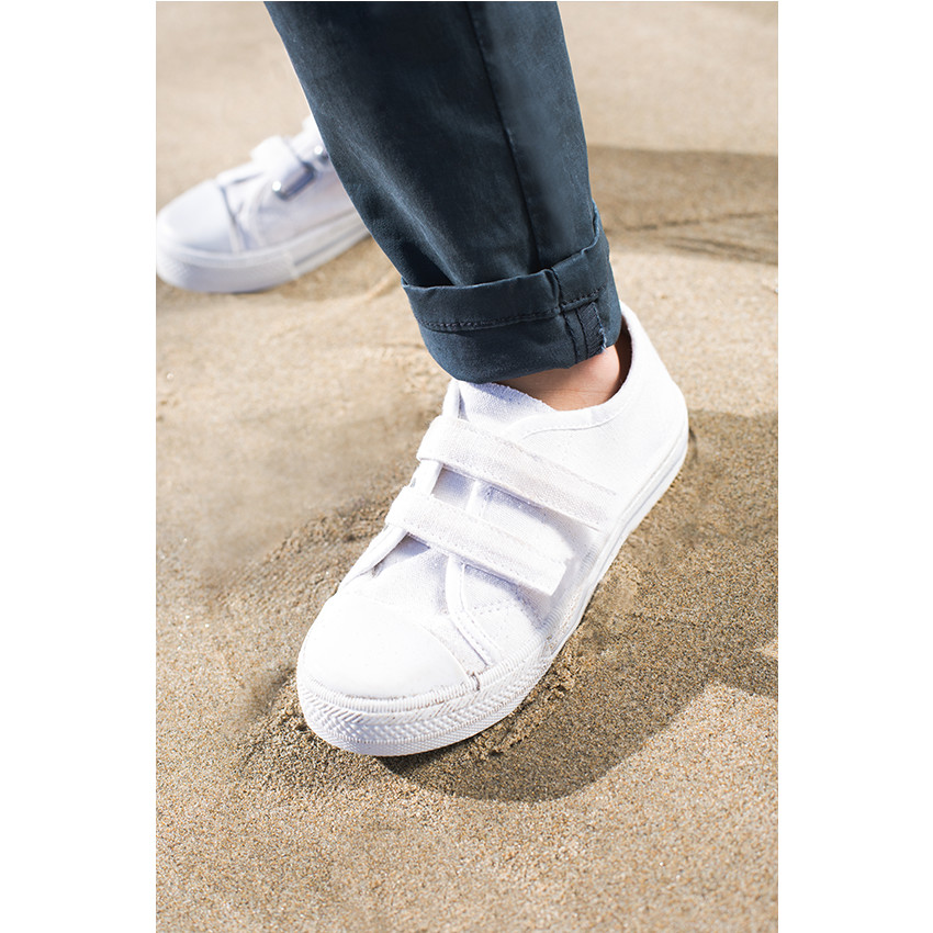 Deportivas bajas de lona con velcro de la 20 a la 23  Additional Deportivas bajas de lona con velcro de la 20 a la 23