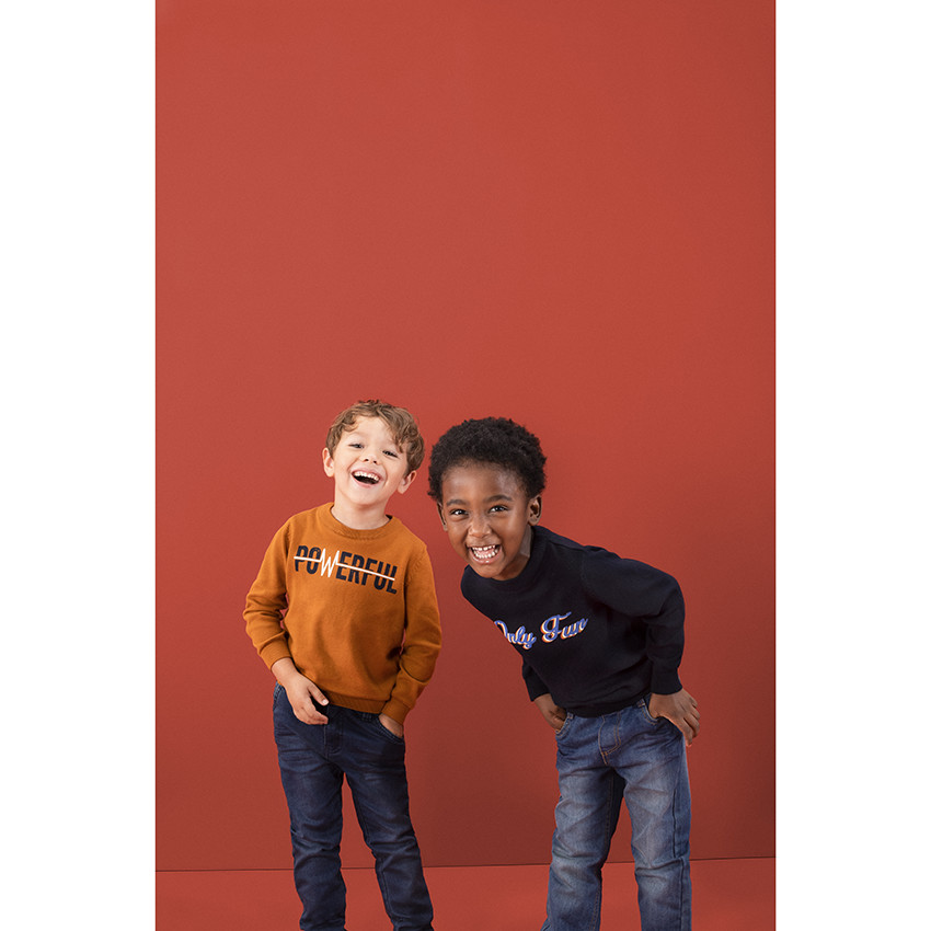 Jersey de punto con mensaje estampado por delante 