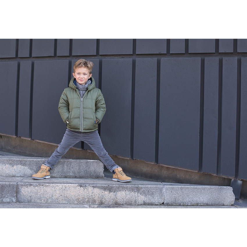 Pantalón de pana fina gris 