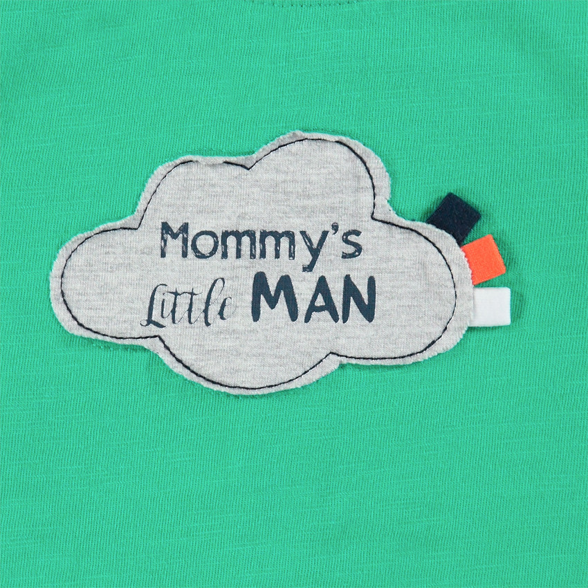 Conjunto de camiseta de manga larga verde y vaqueros con bordados 