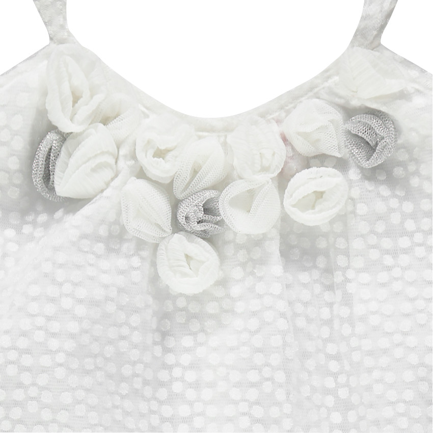 Robe à bretelles en tissu jacquard avec roses cousues 