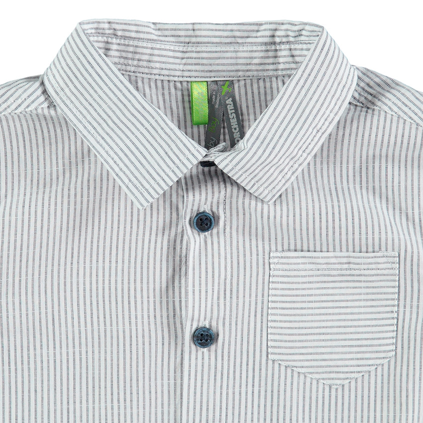 Camisa de manga larga con rayas finas all-over  Additional Camisa de manga larga con rayas finas all-over