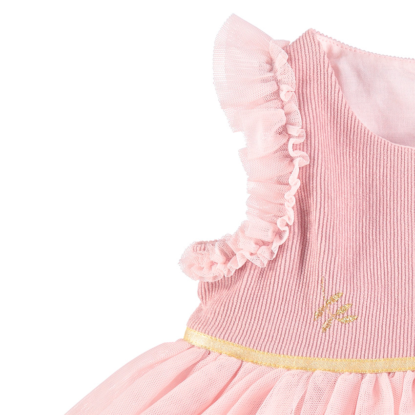 Vestido rosa de fiesta de dos materiales con tul y volantes 
